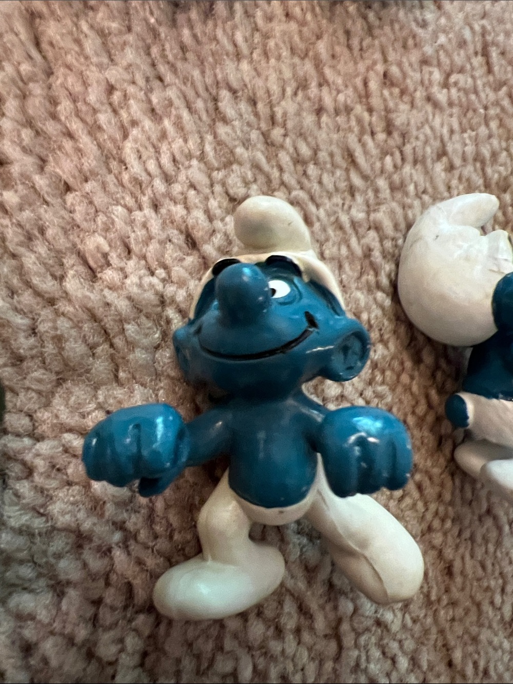 Lot of 7 vintage Smurf pvc figurines missing parts - Picture 8 of 9